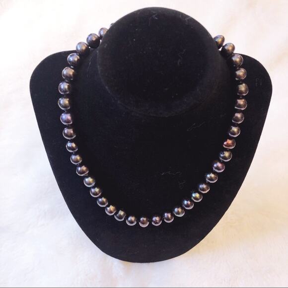 Shopeunoia Boutique Jewelry - Multi-color Dark Beans Necklace